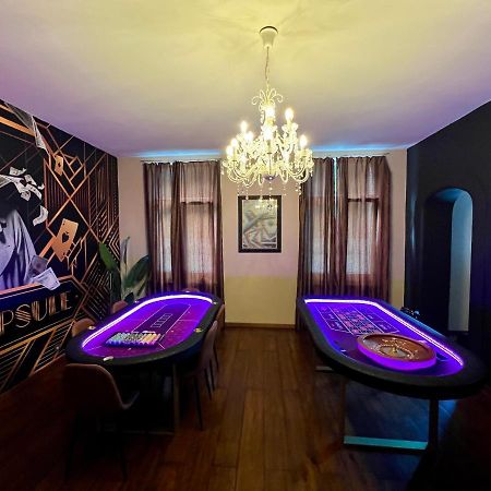 Capsule Casino - Jacuzzi - Billard - Netflix - Console & Jeux Apartment Mons Bagian luar foto