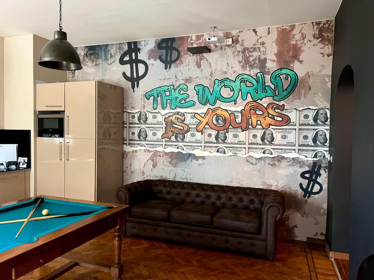 Capsule Casino - Jacuzzi - Billard - Netflix - Console & Jeux Apartment Mons Bagian luar foto
